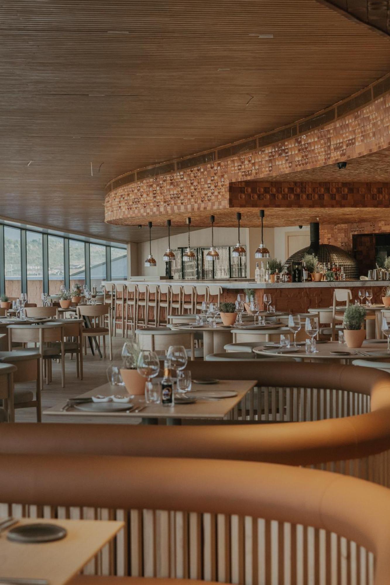 Wyndham Grand Кайсери Экстерьер фото Restaurant in the Hotel