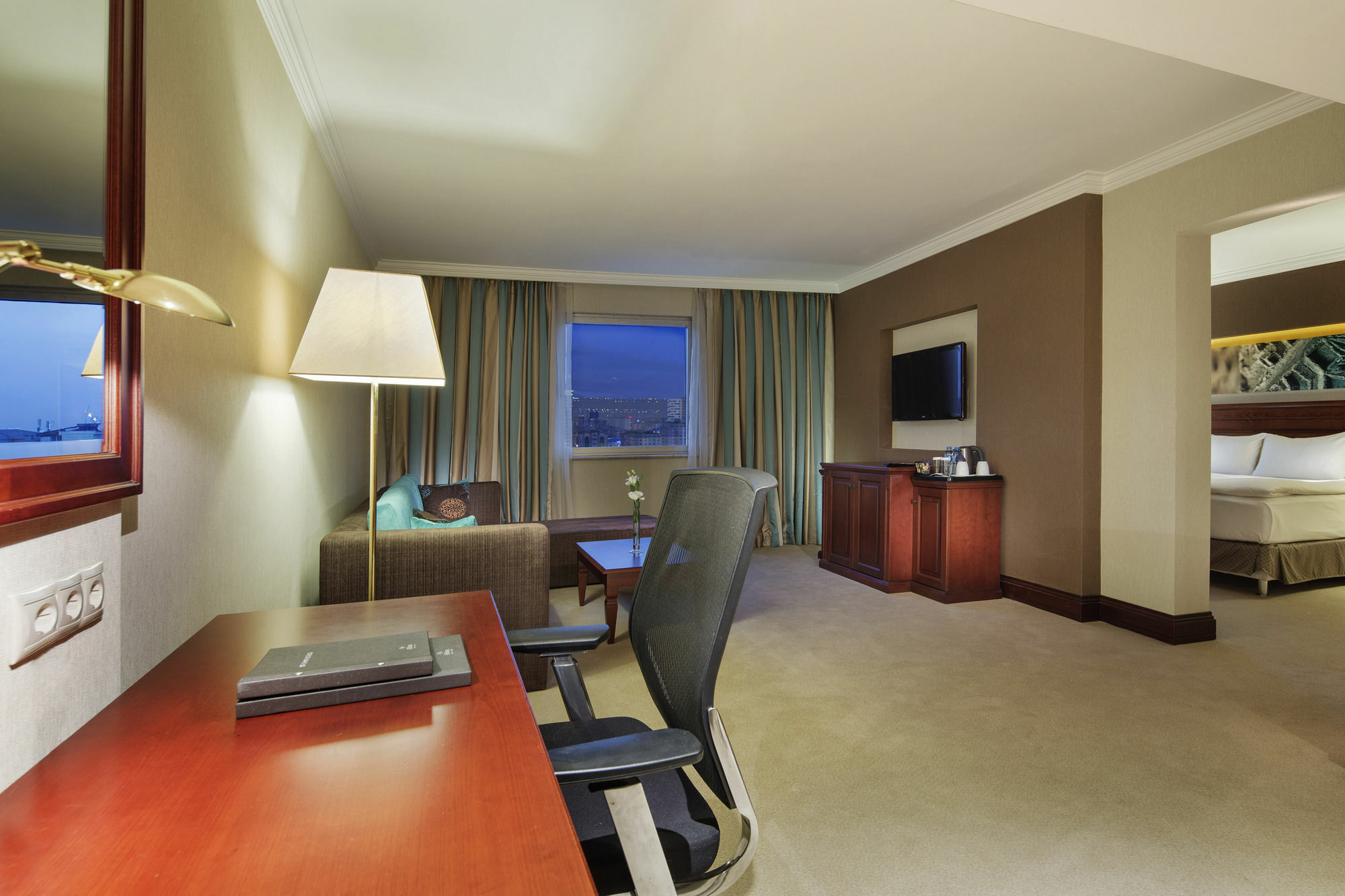 Wyndham Grand Кайсери Экстерьер фото Suite
